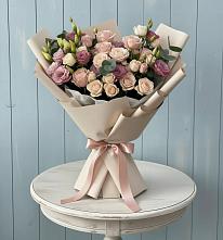 Букет цветов из:  Розы и Лизиантусы в Лесной Пушкинский район