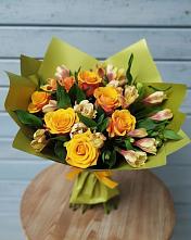 Букет цветов из:  Альстромерии и Розы в Лесной Пушкинский район