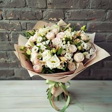 Букет цветов из:  Альстромерии, Розы и Хризантемы в Лесной Пушкинский район