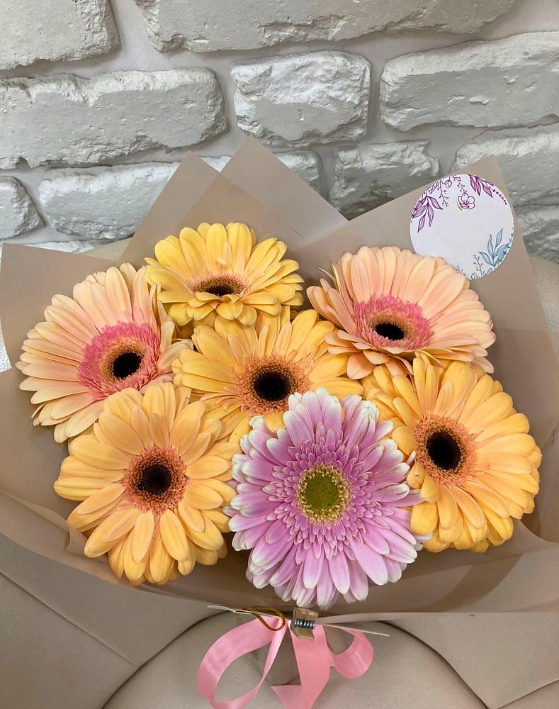 Букет цветов из: Герберы в Лесной Пушкинский район