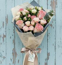 Букет нежный и розовый в Лесной Пушкинский район Букет цветов из:  Розы в Лесной Пушкинский район