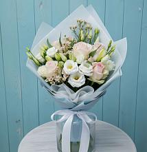 Букет очаровательный аромат в Лесной Пушкинский район Букет цветов из:  Розы и Лизиантусы в Лесной Пушкинский район