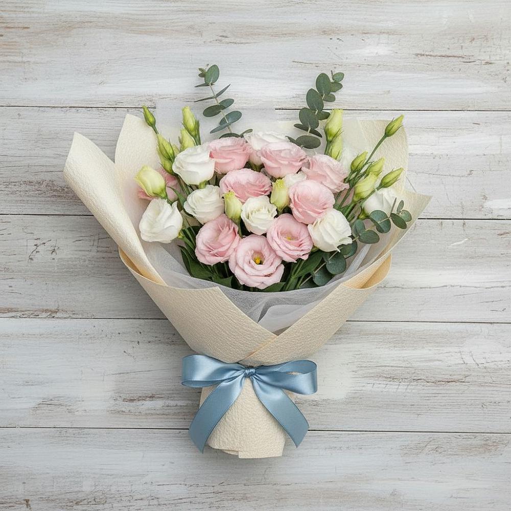 Букет цветов из: Лизиантусы в Лесной Пушкинский район